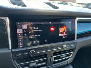 PORSCHE Macan usata, con Fari LED