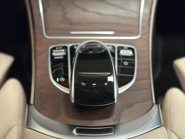 MERCEDES-BENZ C 220 usata, con Airbag testa