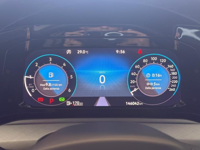 VOLKSWAGEN Golf usata, con Autoradio digitale