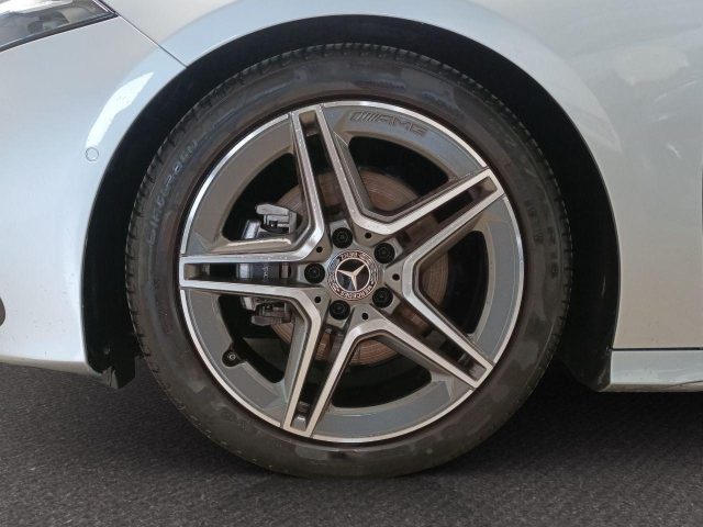 MERCEDES-BENZ A 180 usata, con Boardcomputer