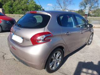 PEUGEOT 208 usata 5