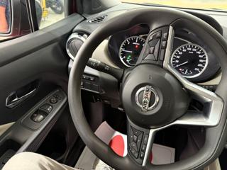NISSAN Micra usata, con Park Distance Control