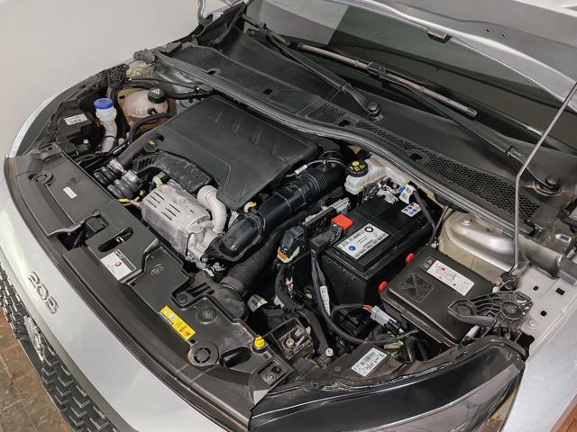 PEUGEOT 208 usata, con Touch screen