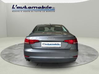 AUDI A4 usata, con Autoradio
