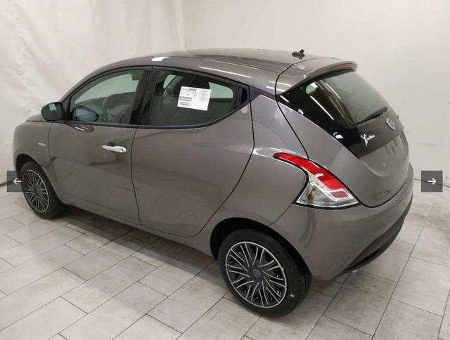 LANCIA Ypsilon usata, con Airbag laterali
