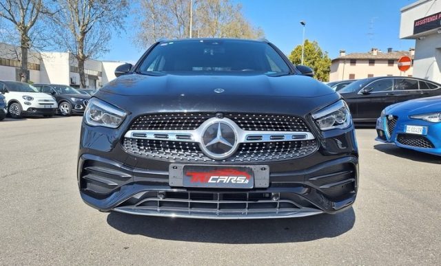 MERCEDES-BENZ GLA 200 usata, con Airbag