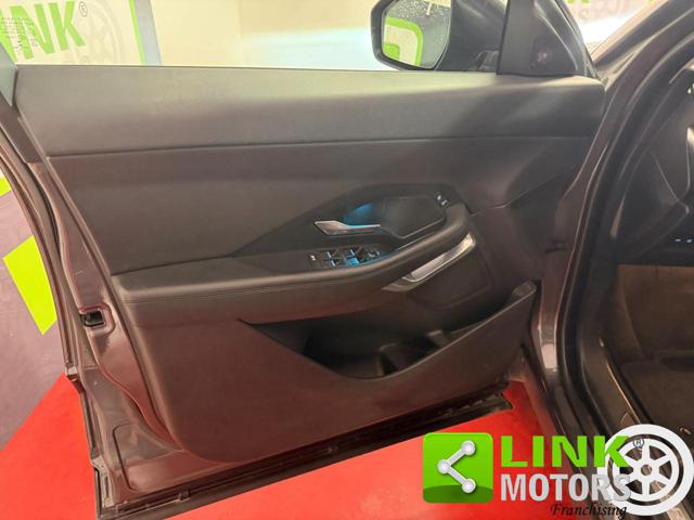 JAGUAR E-Pace usata, con Park Distance Control