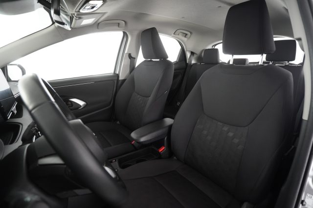 TOYOTA Yaris usata 5