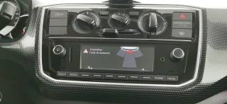 VOLKSWAGEN up! usata 57