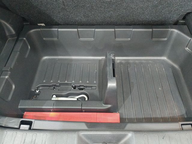 NISSAN Juke usata, con Sedile posteriore sdoppiato