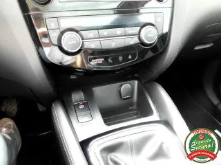 NISSAN Qashqai usata, con USB