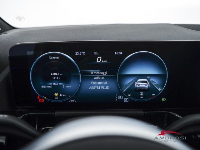 MERCEDES-BENZ GLA 200 usata 12