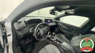 PEUGEOT 2008 usata, con Cerchi in lega