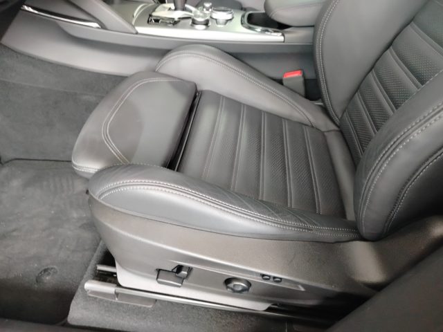 ALFA ROMEO Stelvio usata, con Telecamera per parcheggio assistito