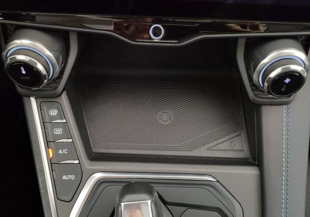 LYNK & CO 01 usata, con Touch screen