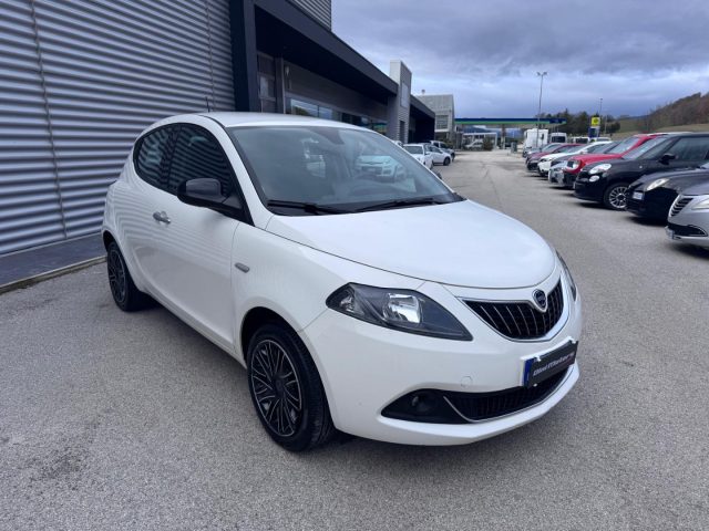LANCIA Ypsilon usata, con Airbag laterali
