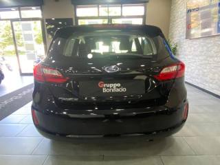 FORD Fiesta usata, con Autoradio