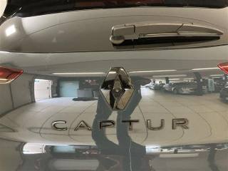 RENAULT Captur usata, con Isofix