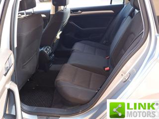 VOLKSWAGEN Passat usata, con Specchietti laterali elettrici
