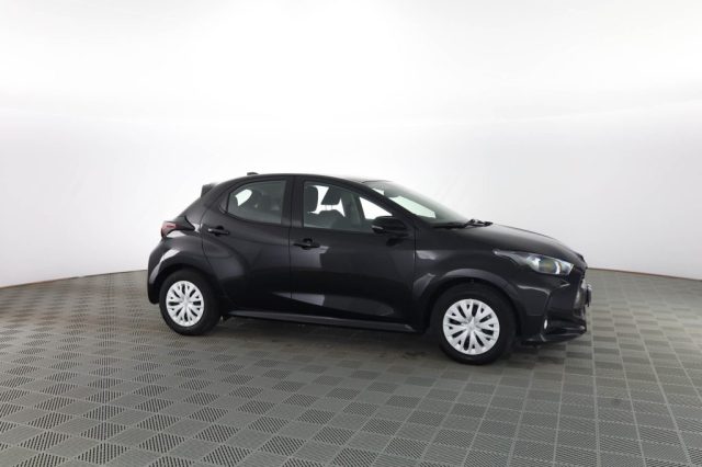 TOYOTA Yaris usata 1