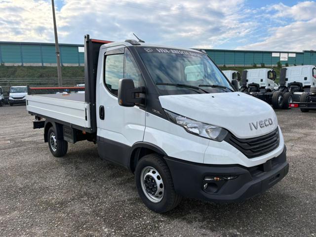 IVECO Daily usata, con Airbag Passeggero