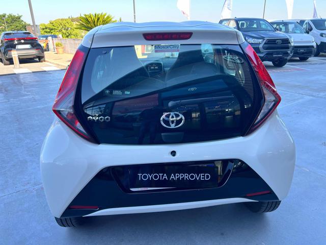 TOYOTA Aygo usata, con Autoradio digitale