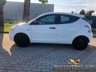 LANCIA Ypsilon usata, con Autoradio
