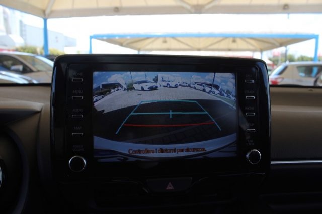 TOYOTA Yaris usata, con Sensore di luce