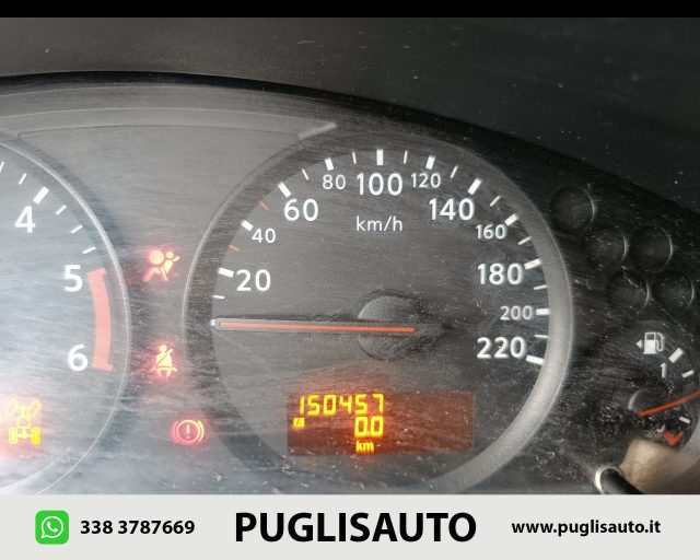 NISSAN Navara usata, con Autoradio