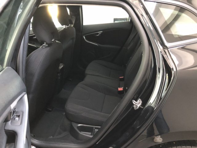 VOLVO V40 usata, con Climatizzatore automatico, 2 zone