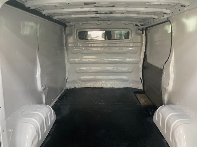 OPEL Vivaro usata, con Touch screen