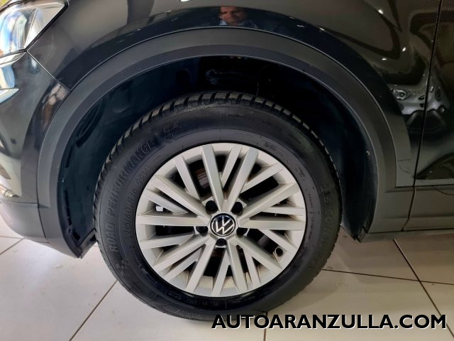 VOLKSWAGEN T-Roc usata, con Autoradio digitale