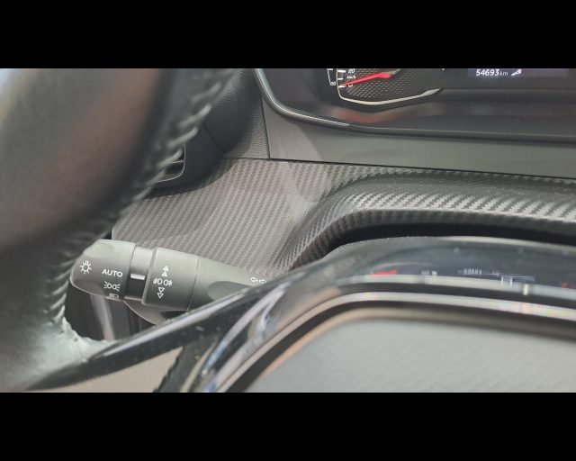 PEUGEOT 2008 usata, con Specchietti laterali elettrici