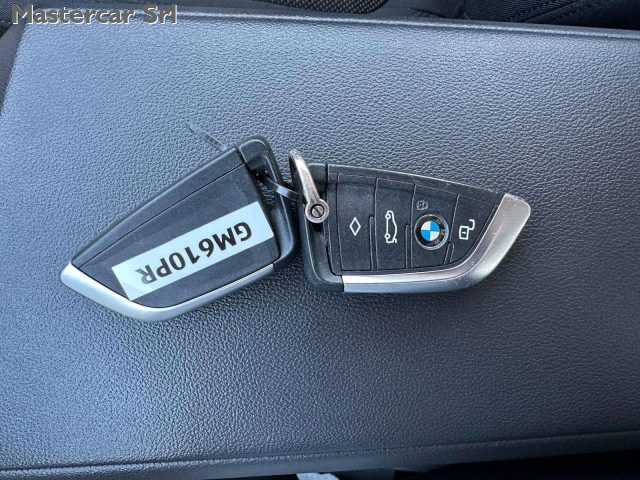 BMW 320 usata, con Fari LED