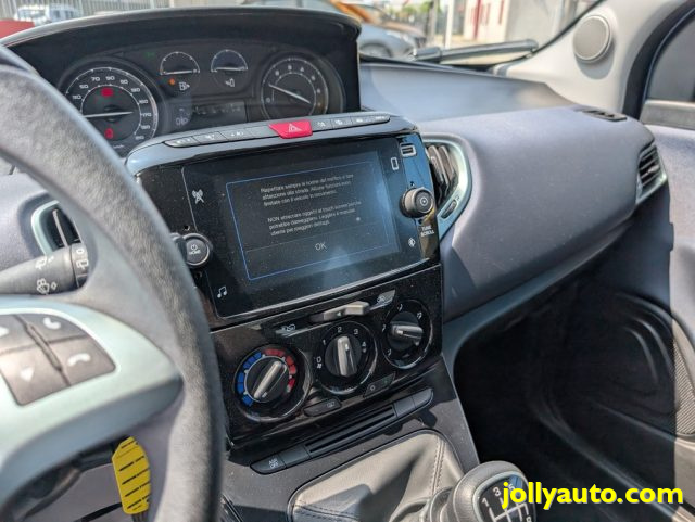 LANCIA Ypsilon usata, con Volante in pelle