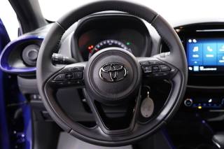 TOYOTA Aygo X usata, con USB