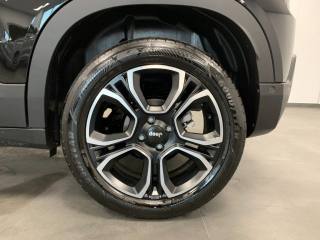 JEEP Avenger usata, con Isofix