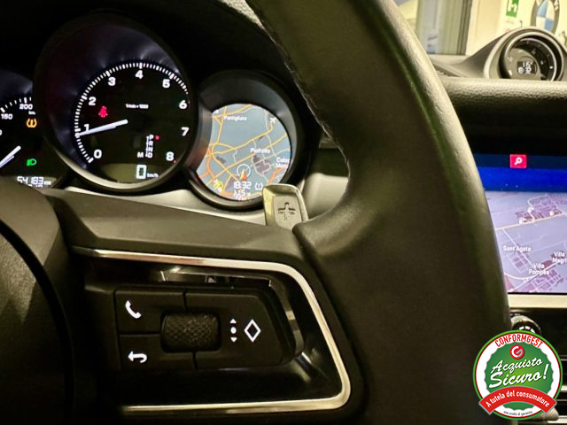PORSCHE Macan usata, con Sedili riscaldati