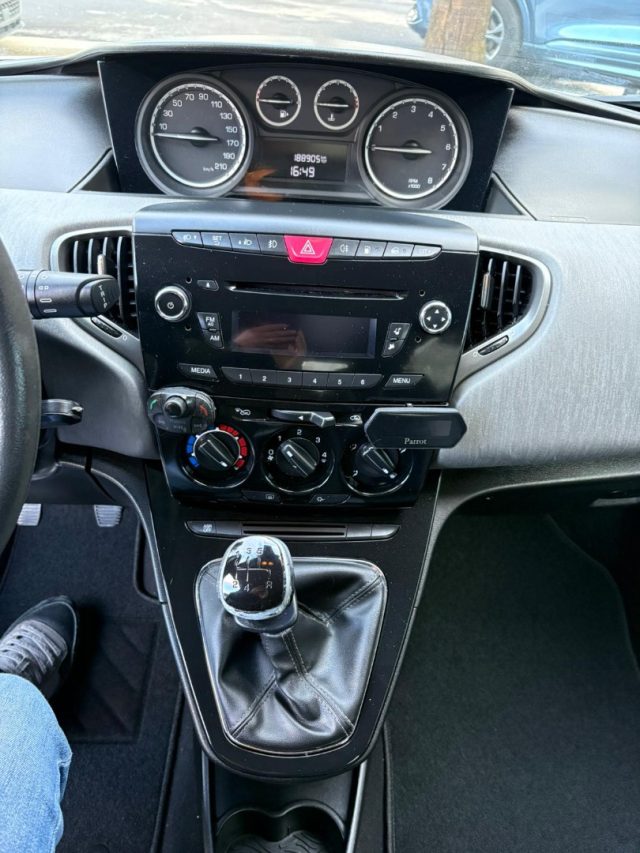 LANCIA Ypsilon usata, con Controllo trazione