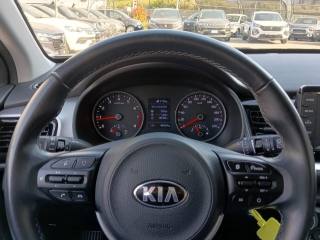 KIA Stonic usata, con Autoradio