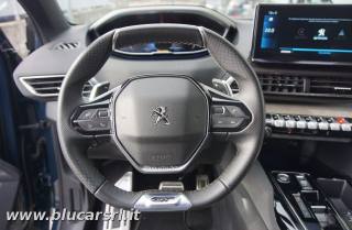 PEUGEOT 5008 usata, con Sedile posteriore sdoppiato