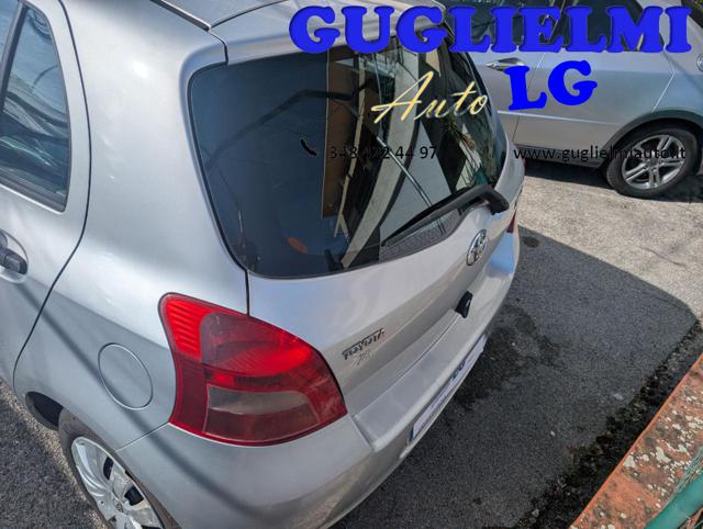 TOYOTA Yaris usata, con Airbag laterali