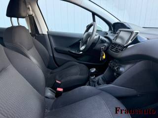 PEUGEOT 208 usata, con Alzacristalli elettrici
