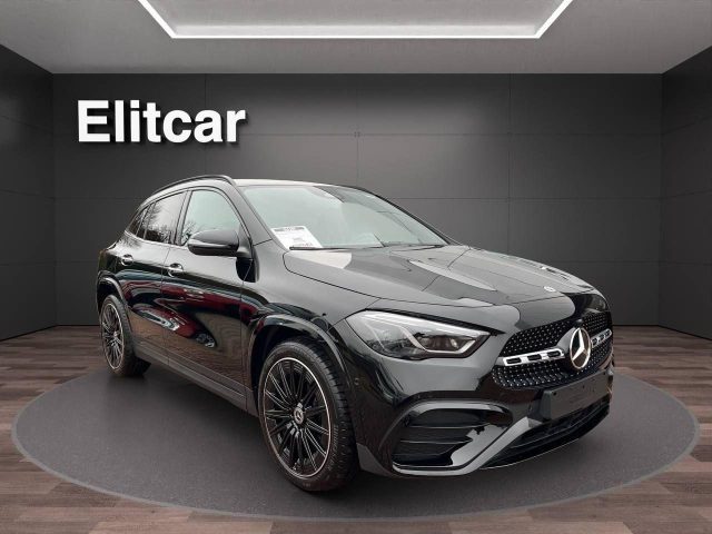 MERCEDES-BENZ GLA 200 usata, con Cerchi in lega