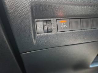 PEUGEOT 2008 usata, con Volante in pelle