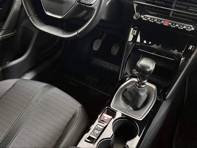 PEUGEOT 2008 usata, con Touch screen