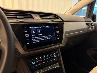 VOLKSWAGEN Touran usata, con Cruise Control