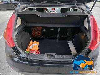 FORD Fiesta usata, con Specchietti laterali elettrici