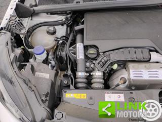 PEUGEOT 2008 usata, con Volante multifunzione