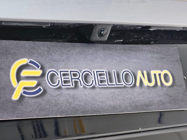 PEUGEOT 208 usata, con Touch screen